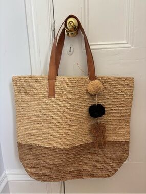Mar Y sol - never used, NWOT-Tone Woven Straw Tote with Pom Pom Charm - Tan/Brow